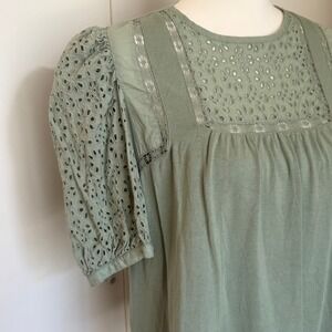 Good Hart Eyelet Lace Top Womens XS Green Cottagecore Milkmaid Prairie Peasant